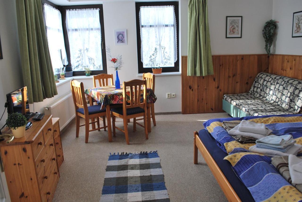 M+M Apartman Харачов Стая снимка
